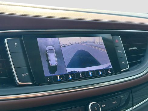 Used 2020 Buick Enclave Avenir w/ Avenir Technology Package image 21