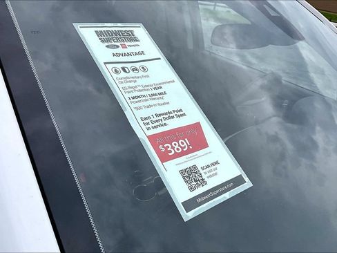 Used 2023 GMC Acadia SLE w/ Driver Convenience Package FWD image 10