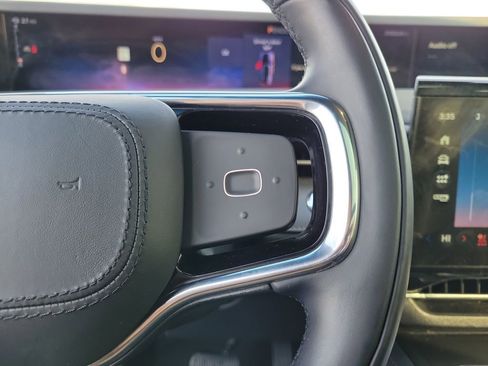 Certified 2024 Lincoln Nautilus Reserve w/ Equipment Group 202A image 25