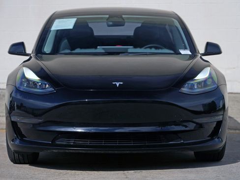 Used 2022 Tesla Model 3 RWD image 7