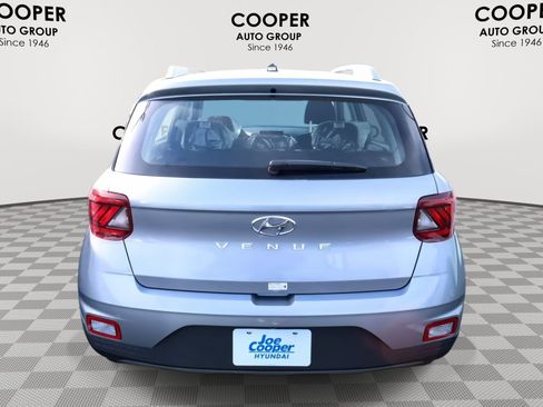 New 2026 Hyundai Venue SEL image 7