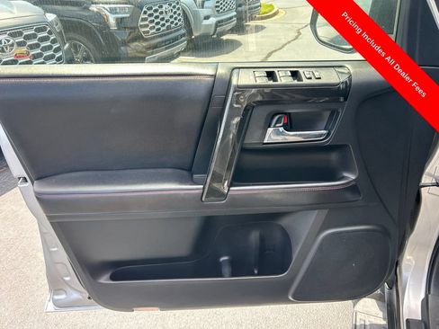 Used 2016 Toyota 4Runner Trail AWD/4WD image 3