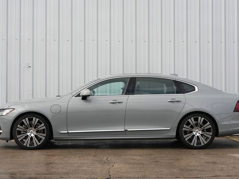 Used 2024 Volvo S90 T8 Ultimate image 9