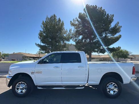 Used 2018 RAM 2500 SLT AWD/4WD image 1