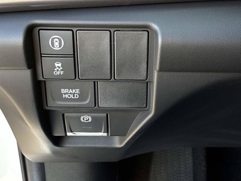 Used 2025 Acura RDX SH-AWD image 26