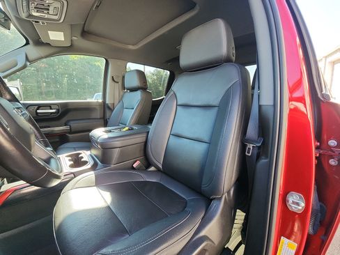 Used 2021 Chevrolet Silverado 1500 LT Trail Boss w/ Convenience Package II AWD/4WD image 19