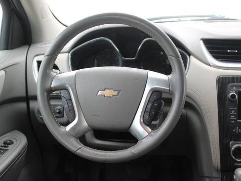 Used 2014 Chevrolet Traverse LT FWD image 12