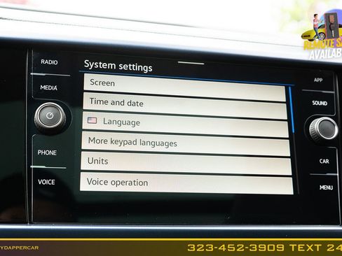 Used 2023 Volkswagen Taos SE w/ Panoramic Sunroof Package FWD image 36