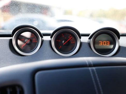 Used 2010 Nissan 370Z Touring image 35