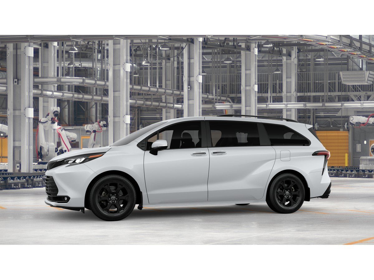New 2026 Toyota Sienna XLE Woodland Edition AWD/4WD image 3