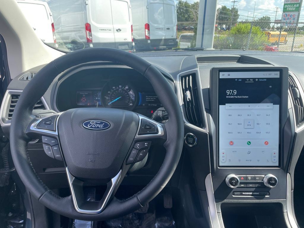 Used 2023 Ford Edge SEL w/ Convenience Package AWD/4WD image 17