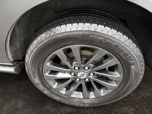 Used 2019 Ford Expedition Limited AWD/4WD image 38