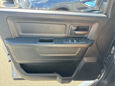 Used 2019 RAM 1500 Tradesman w/ Tradesman SXT Package RWD image 16