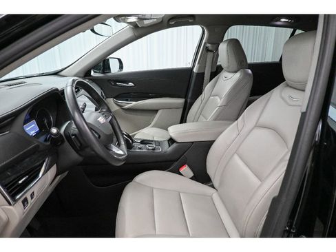 Certified 2023 Cadillac XT4 Premium Luxury image 10