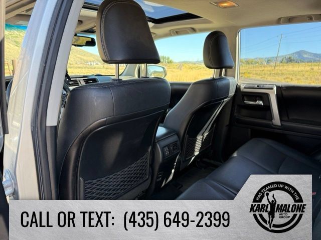 Used 2016 Toyota 4Runner Limited AWD/4WD image 29