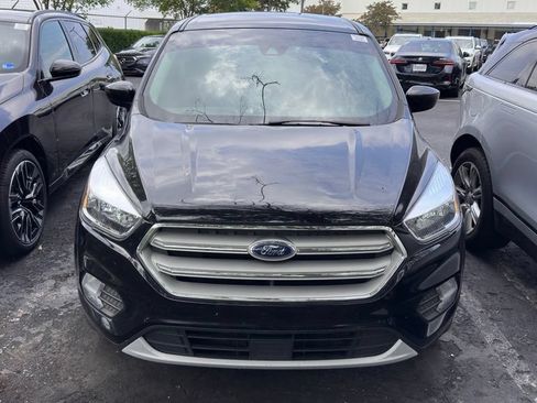 Used 2019 Ford Escape SE FWD image 12