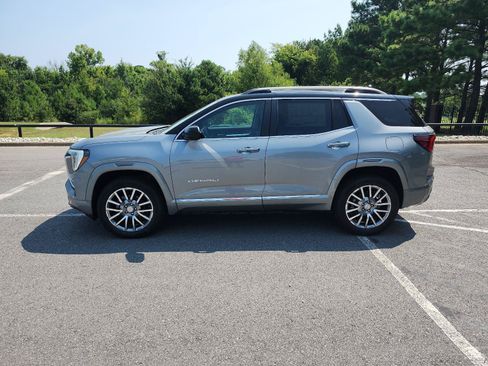 New 2027 GMC Terrain Denali AWD/4WD image 2