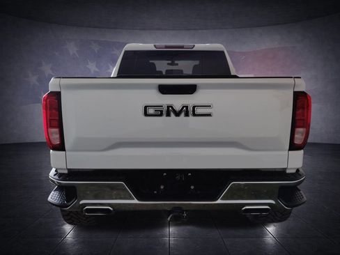 Used 2019 GMC Sierra 1500 SLE w/ Fleet Comfort Package AWD/4WD image 4
