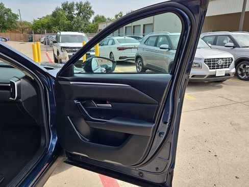Used 2025 MAZDA CX-50 AWD 2.5 S w/ Preferred Package image 33