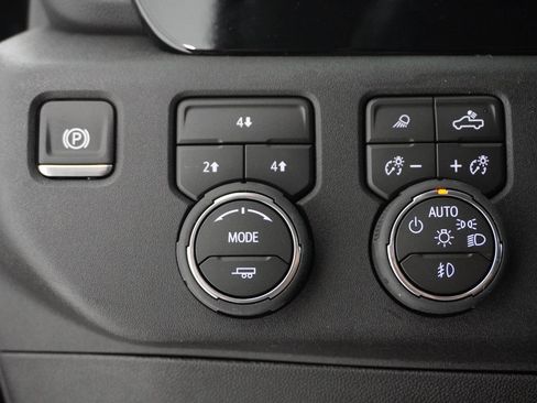 New 2026 Chevrolet Silverado 2500 LT w/ Trail Boss Package image 16