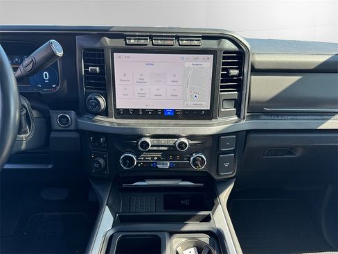 Certified 2024 Ford F350 Platinum image 12