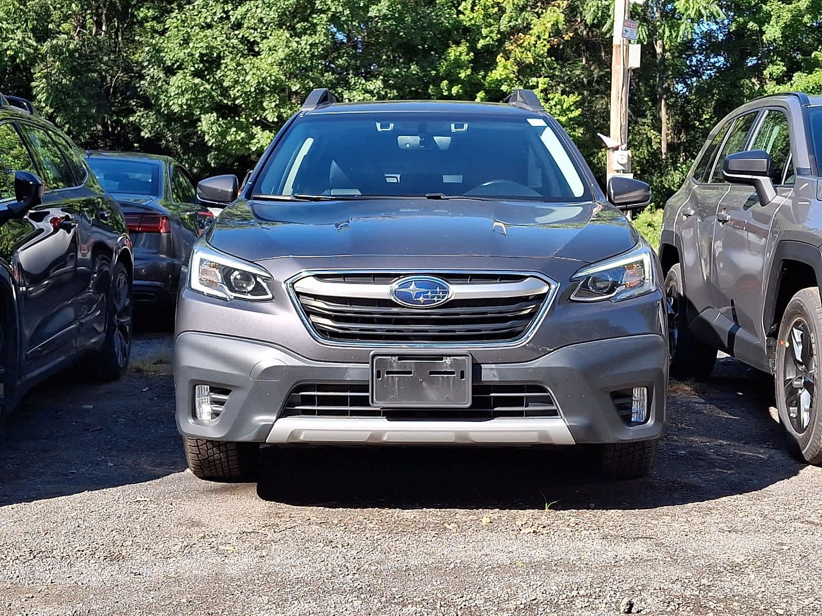 Used 2022 Subaru Outback Limited AWD/4WD image 3