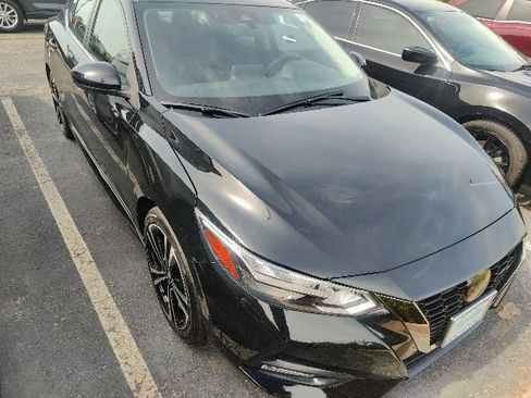 Used 2023 Nissan Sentra SR w/ Electronics Package FWD image 16