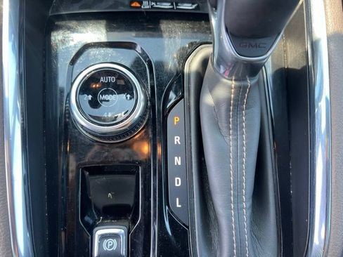 Used 2023 GMC Canyon Denali AWD/4WD image 34