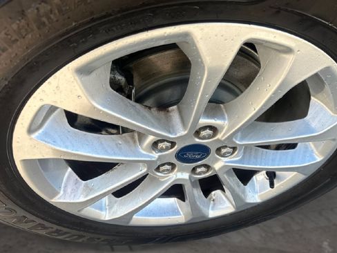 Used 2022 Ford Escape SE FWD image 16