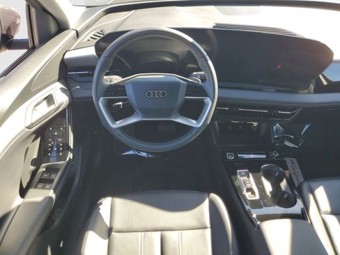 Used 2025 Audi Q6 e-tron Premium w/ Convenience Package image 11