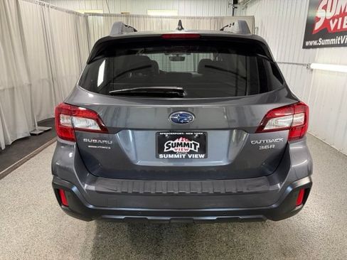 Used 2019 Subaru Outback 3.6R Limited AWD/4WD image 5