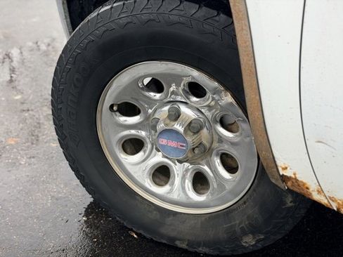 Used 2009 GMC Sierra 1500 W/T image 12