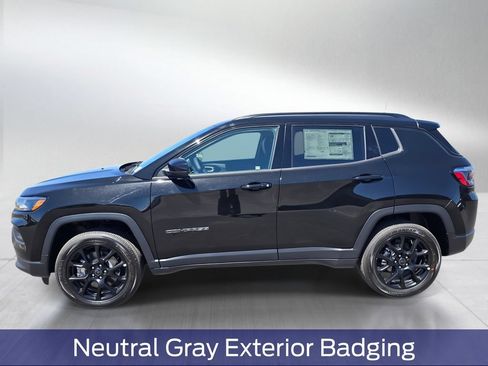 New 2026 Jeep Compass Latitude AWD/4WD image 3