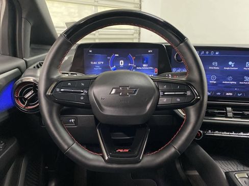 Used 2024 Chevrolet Equinox EV RS image 21