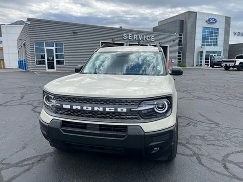 New 2025 Ford Bronco Sport Big Bend w/ Convenience Package AWD/4WD image 4