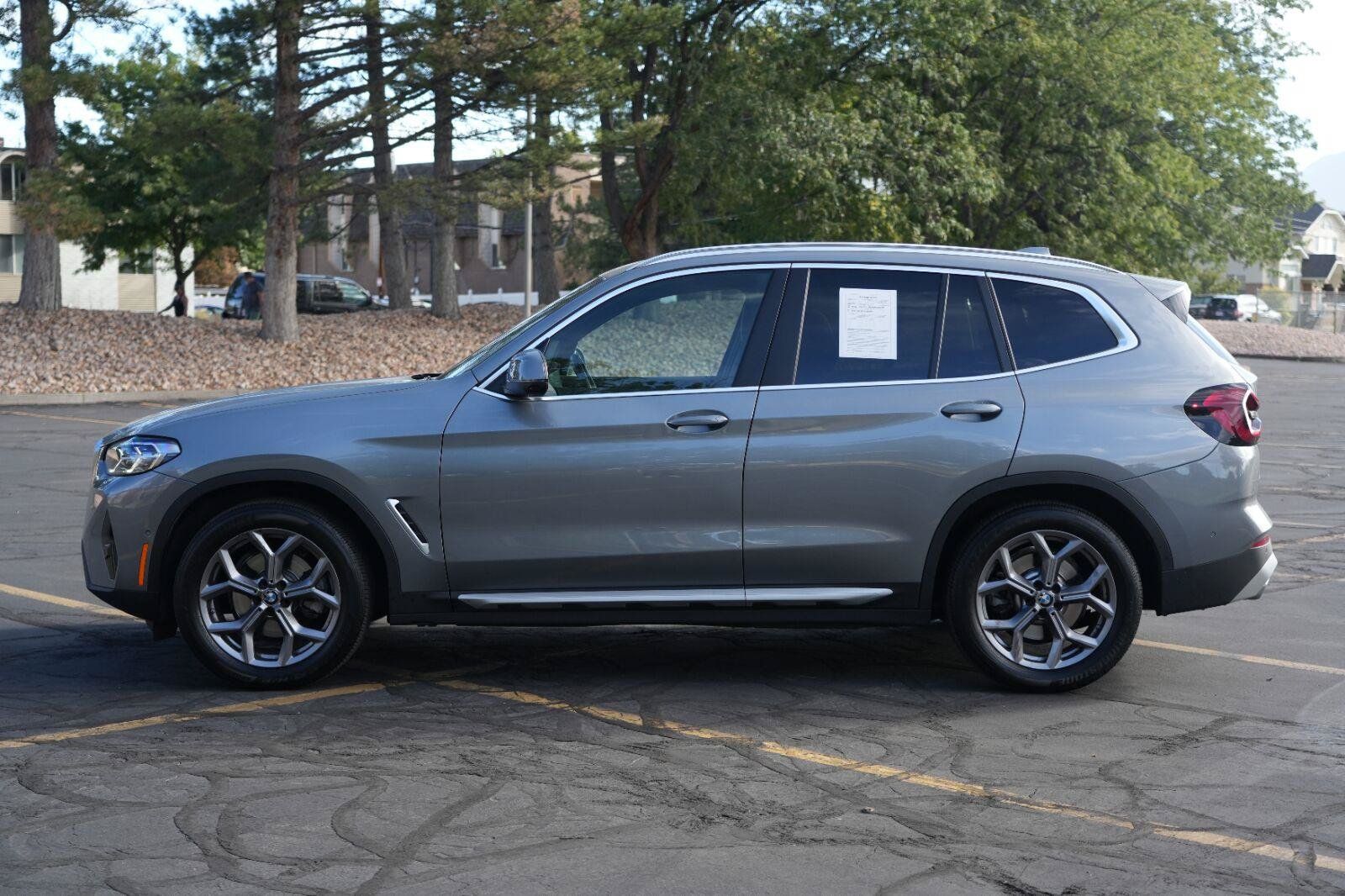Used 2024 BMW X3 xDrive30i w/ Premium Package AWD/4WD image 2