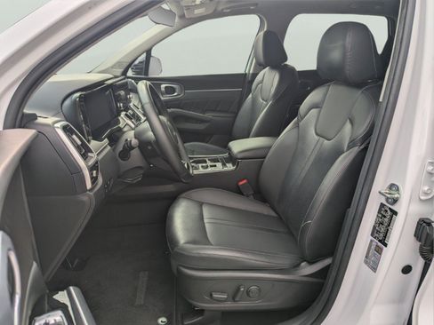 Certified 2023 Kia Sorento SX AWD/4WD image 10