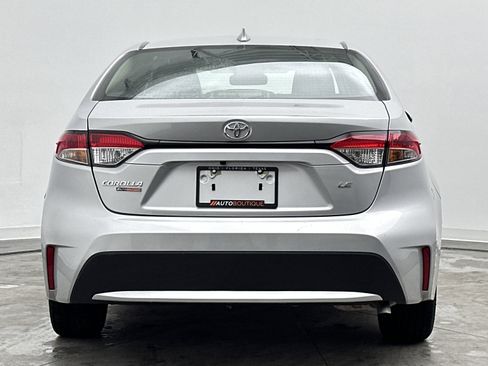 Used 2024 Toyota Corolla LE FWD image 6