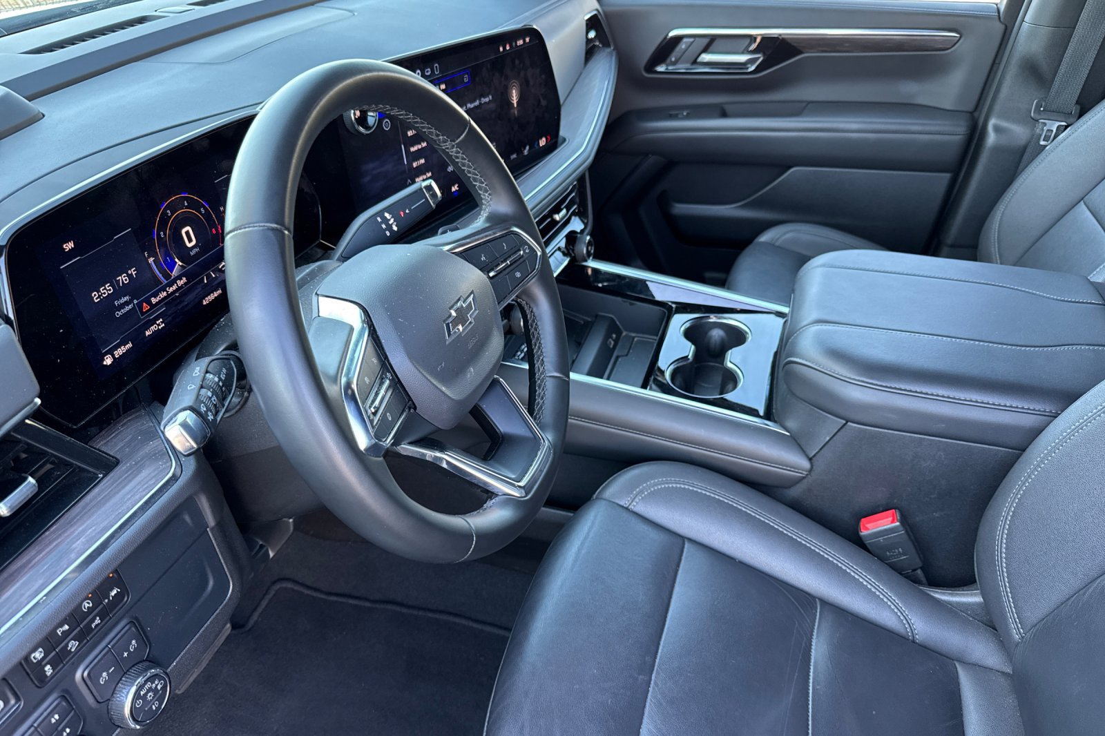 Used 2025 Chevrolet Tahoe Z71 AWD/4WD image 10