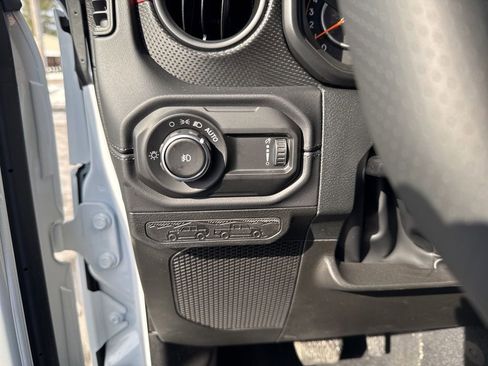 New 2026 Jeep Wrangler Unlimited Rubicon 392 image 19