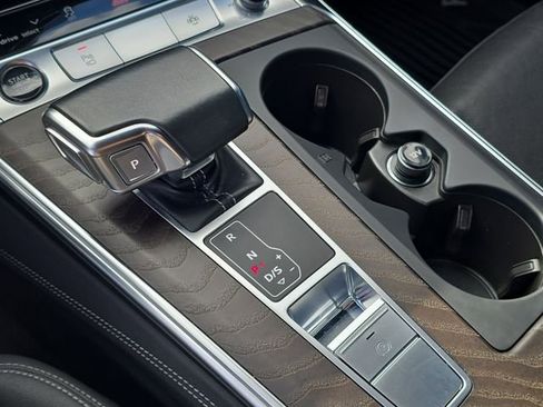 Used 2021 Audi A6 Premium Plus w/ Premium Plus Package image 30