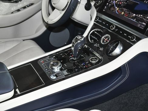 Used 2022 Bentley Continental GT image 70