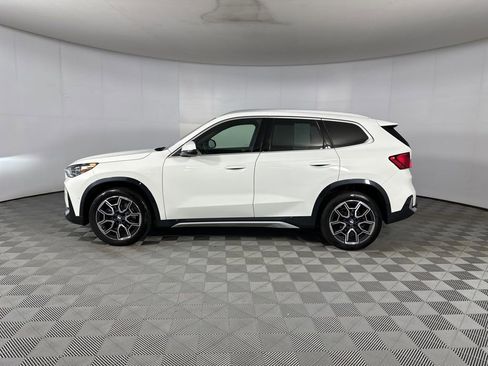 Certified 2025 BMW X1 xDrive28i w/ Technology Package AWD/4WD image 9