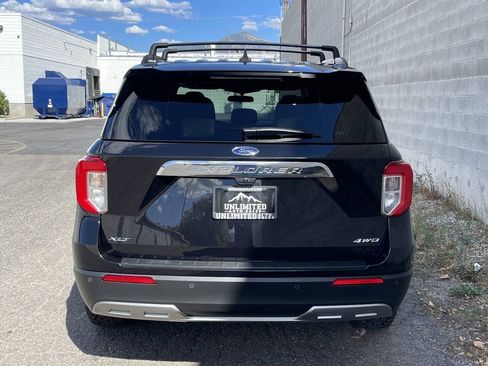Used 2023 Ford Explorer XLT w/ Equipment Group 202A AWD/4WD image 6