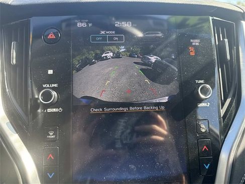 Used 2021 Subaru Outback Premium image 11