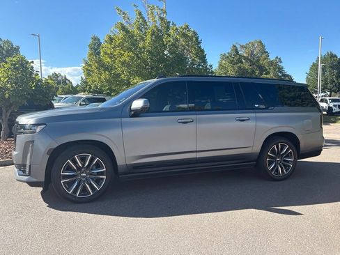 Used 2022 Cadillac Escalade ESV Sport w/ Touring Package AWD/4WD image 2