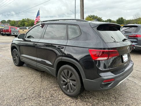 Used 2022 Volkswagen Taos S AWD/4WD image 3