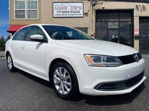 Used 2012 Volkswagen Jetta SE FWD image 1