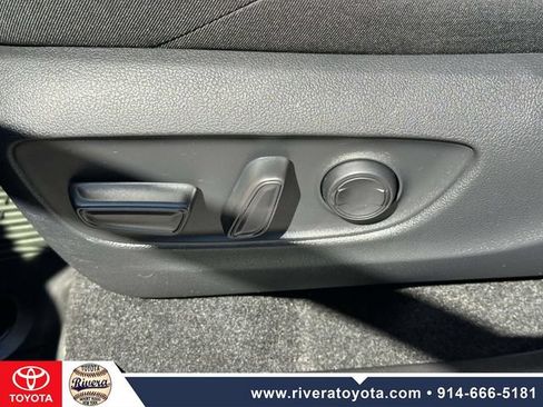 Used 2024 Toyota RAV4 SE w/ Weather & Moonroof Package AWD/4WD image 26