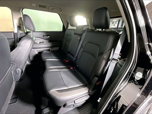 New 2026 Nissan Pathfinder SL AWD/4WD image 14
